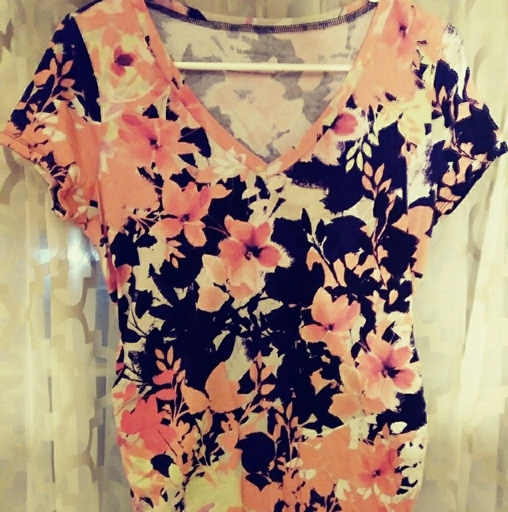 Maternity tee